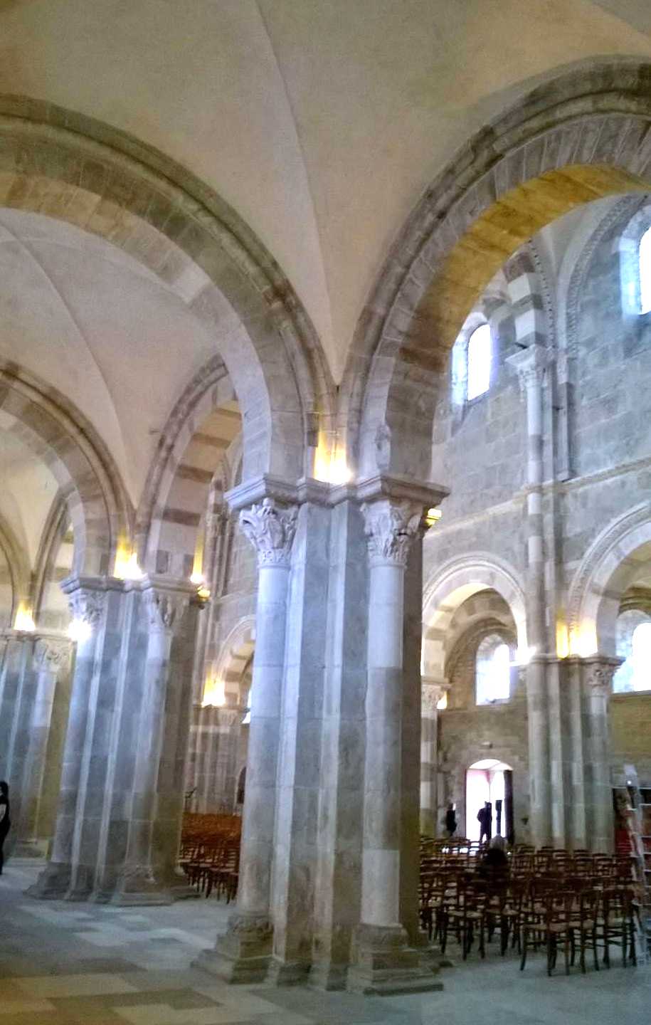 Basilique de Vézelay 2.jpg