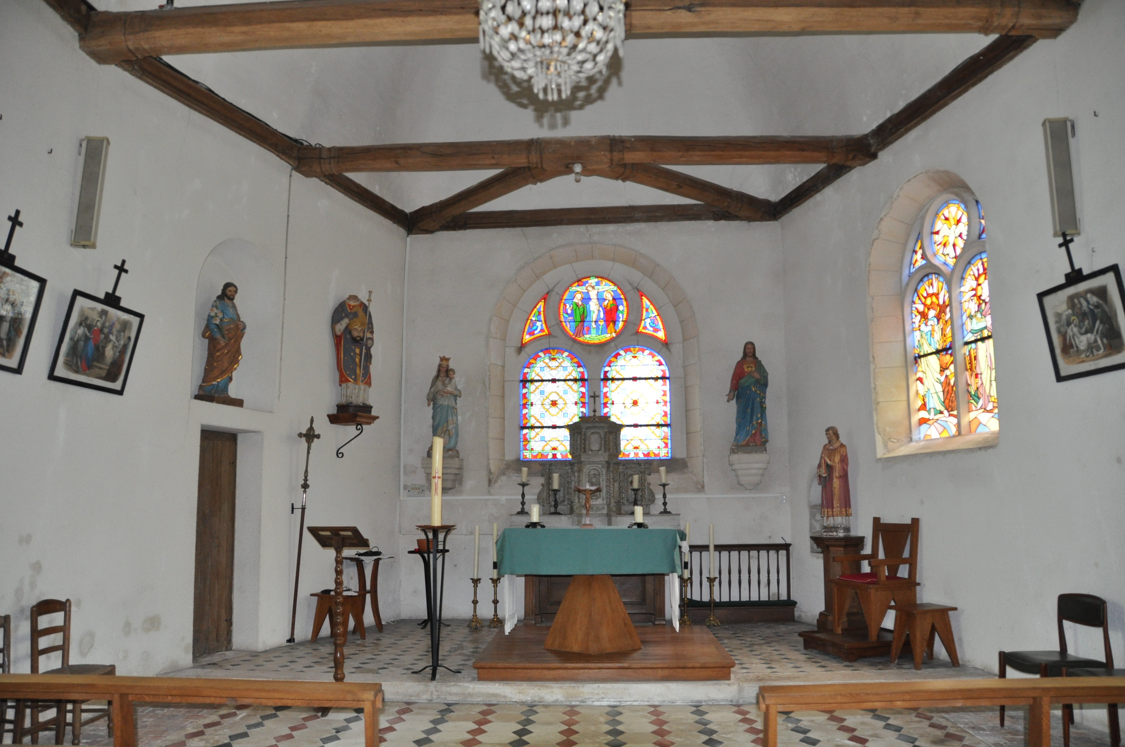 Intérieur de l'église de St Denis lès Sens (2)